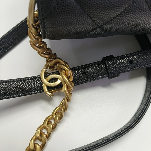 Quilted Grained Calfskin Shoulder Bag Black