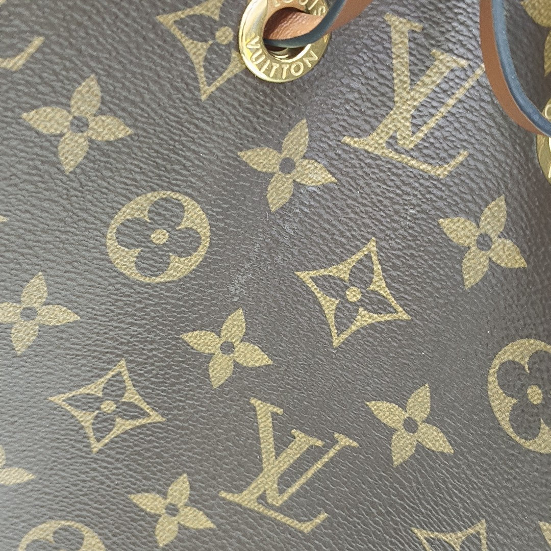 NÉONOÉ MM Monogram Coated Canvas Brown