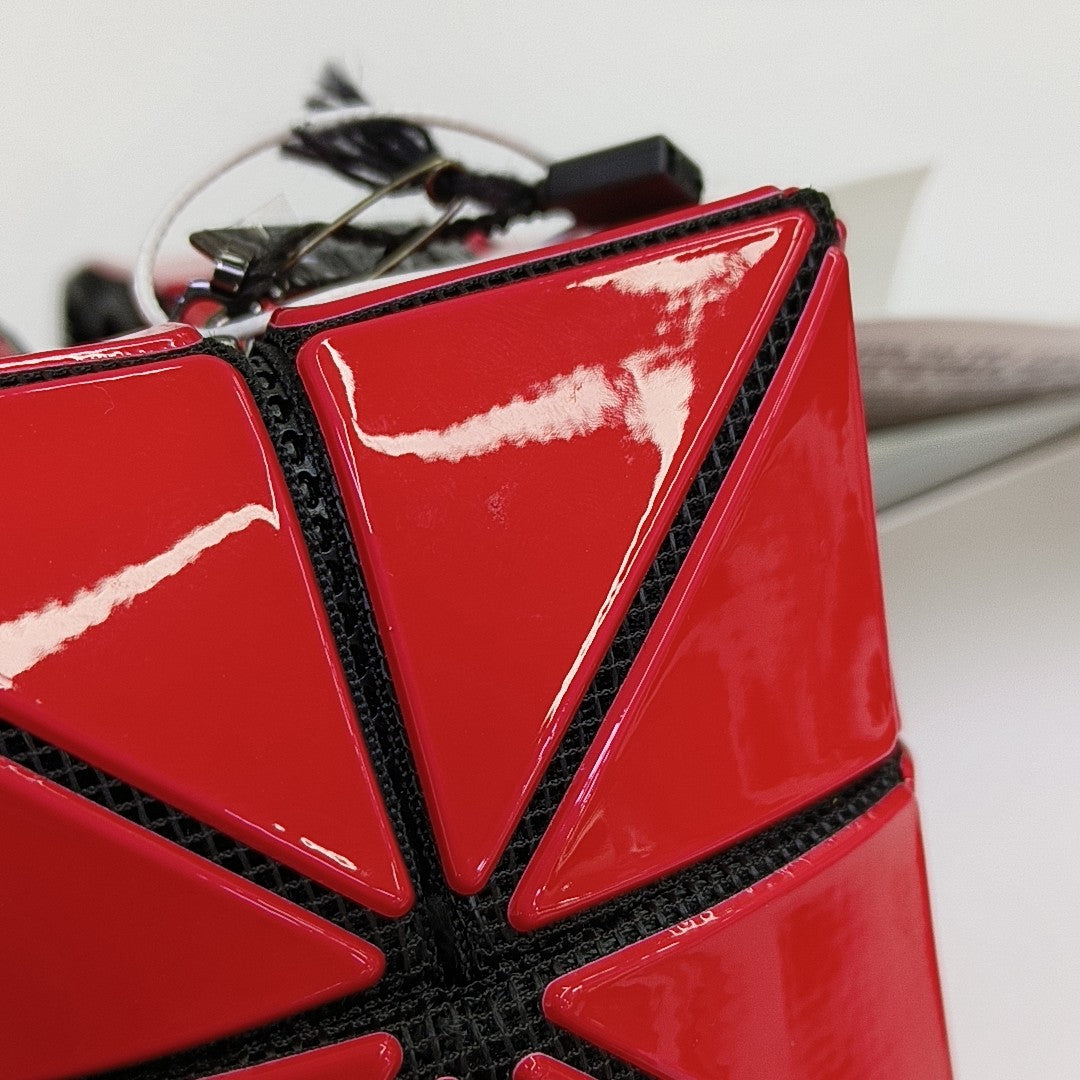 Special Material Clutch Red