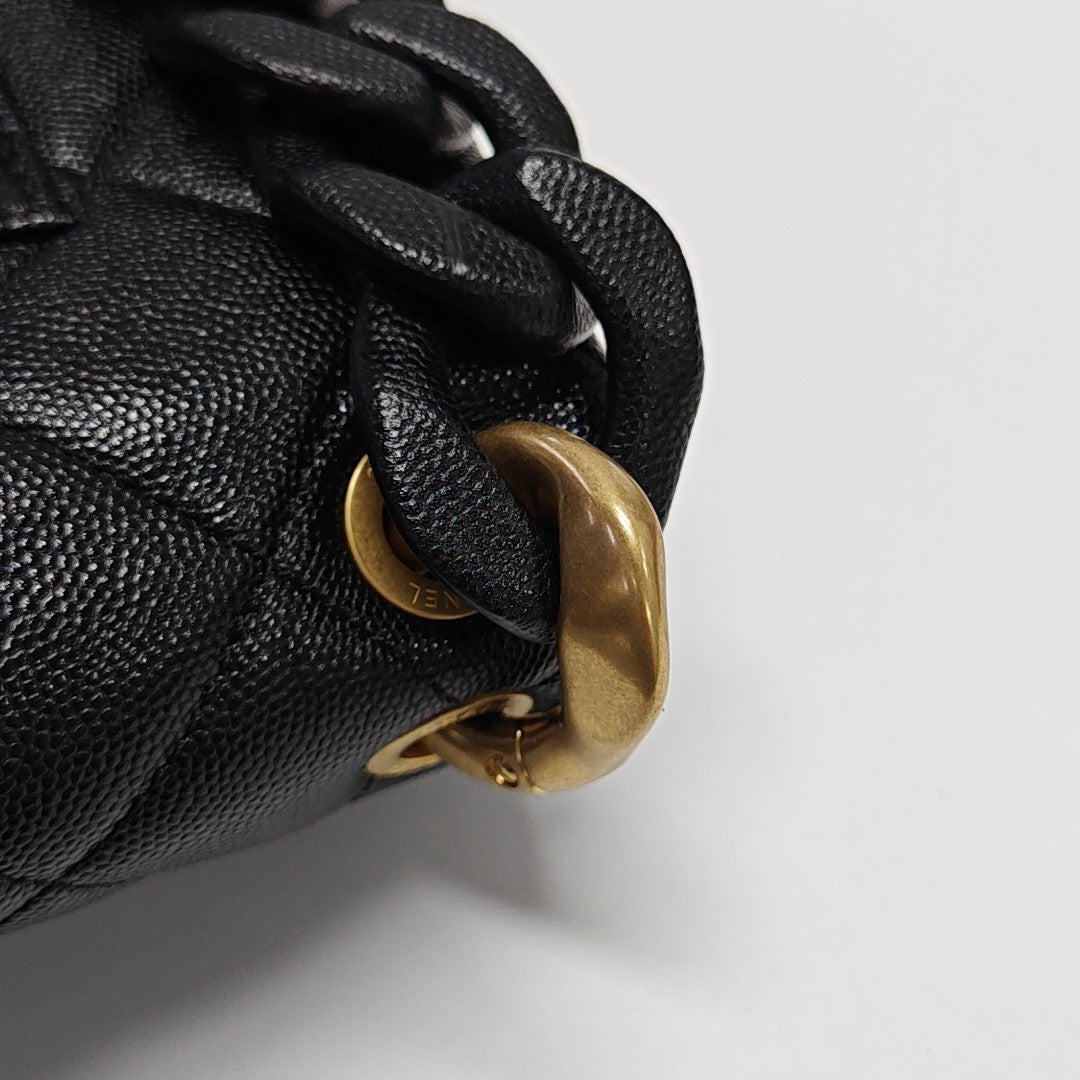 CLASSIC FLAP Mini Quilted Grained Calfskin Black