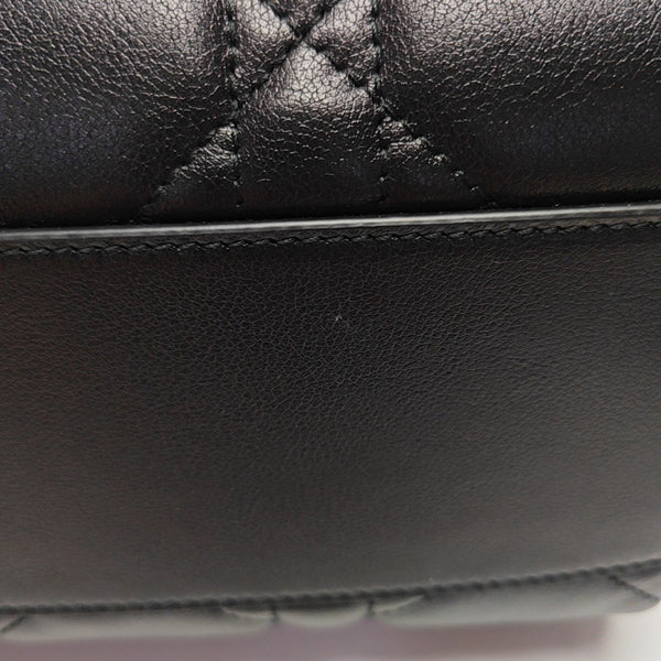 Groove 16 Cannage Calfskin Black