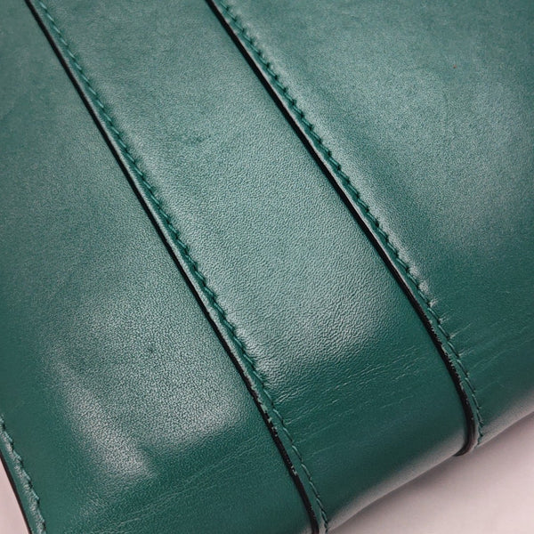 SERPENTI FOREVER Medium Calfskin Green