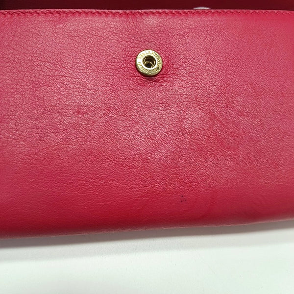 Authenticated pre-owned  Rockstud Calfskin Red Wallet - Wallet at Looply