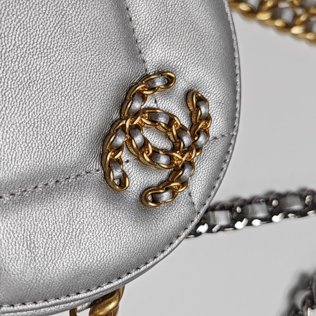Authenticated pre-owned  CHANEL 19 Quilted Lambskin Silver - Shoulder Bag at Looply