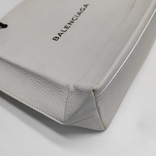 Shopping Bag Calfskin White