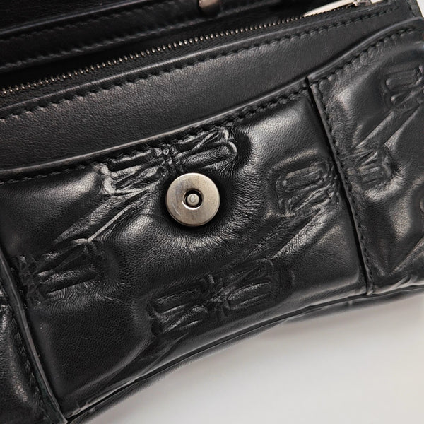 Hourglass Small Lambskin Black