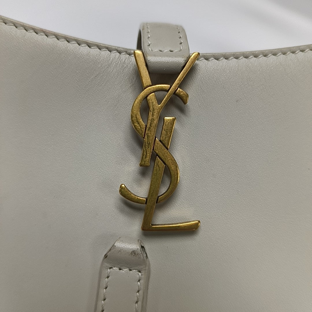 LE 5 À 7 Mini Calfskin White