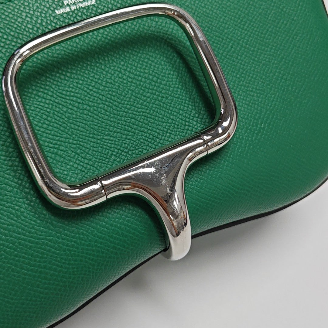 Della Cavalleria Epsom Green