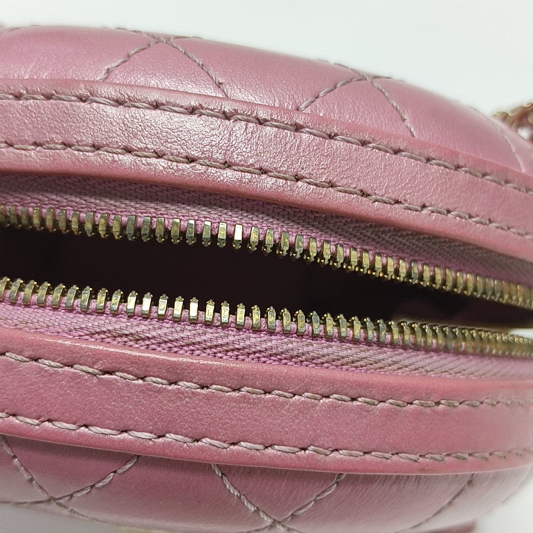 ROUND Quilted Lambskin Pink