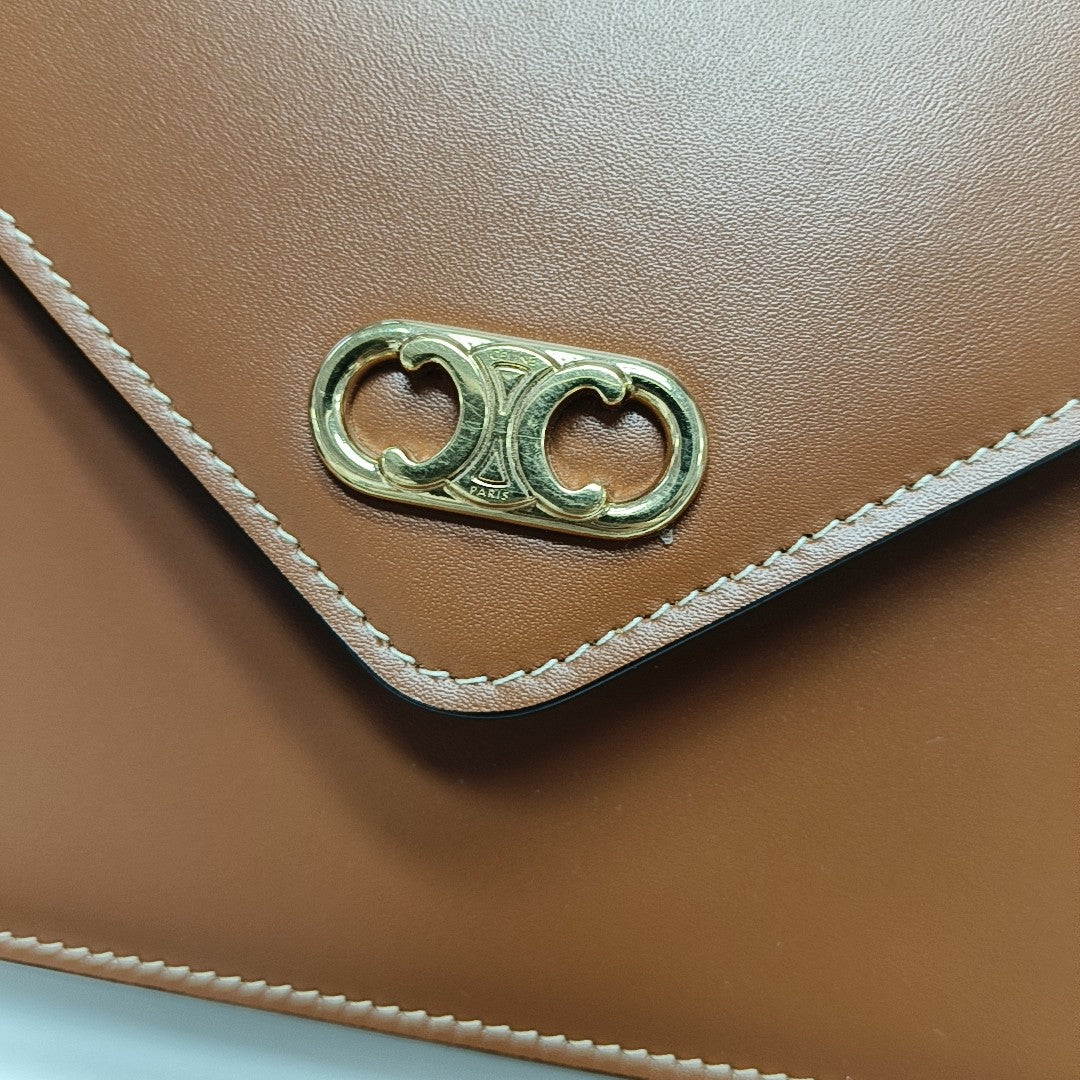 TRIOMPHE Small Calfskin Brown