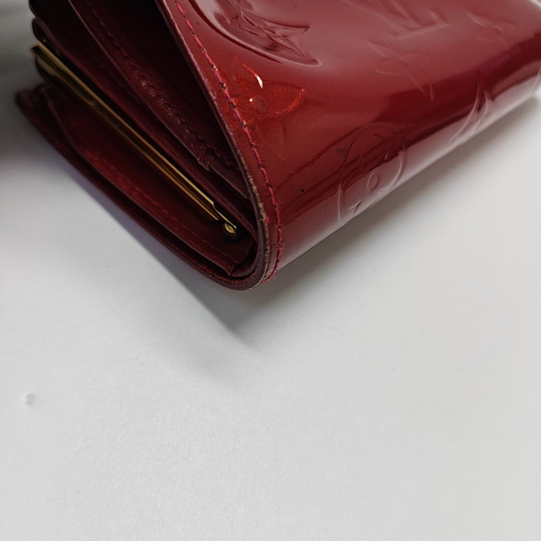 VIENNOIS Patent Leather Red Wallet