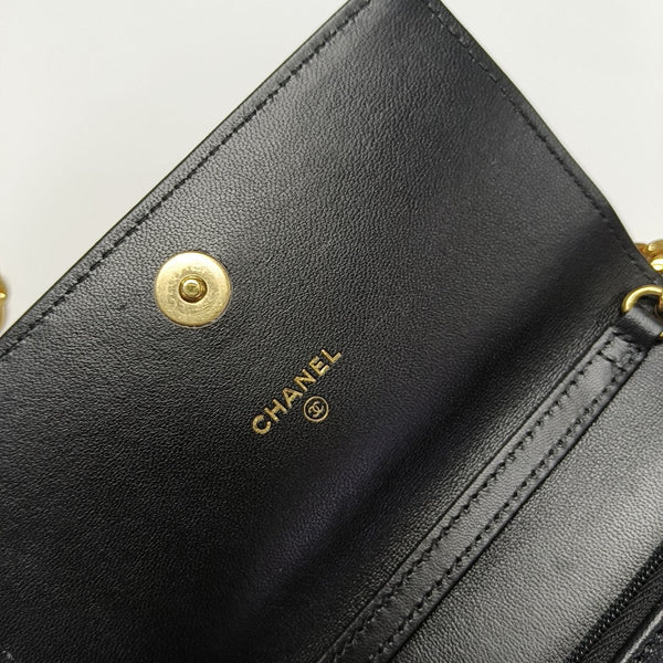 Quilted Lambskin Shoulder Bag Black