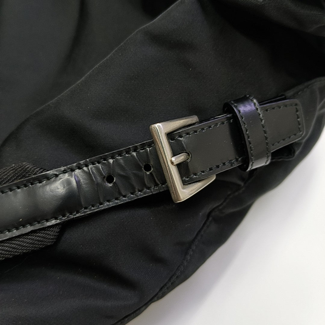 Re-Nylon Medium Nylon Black