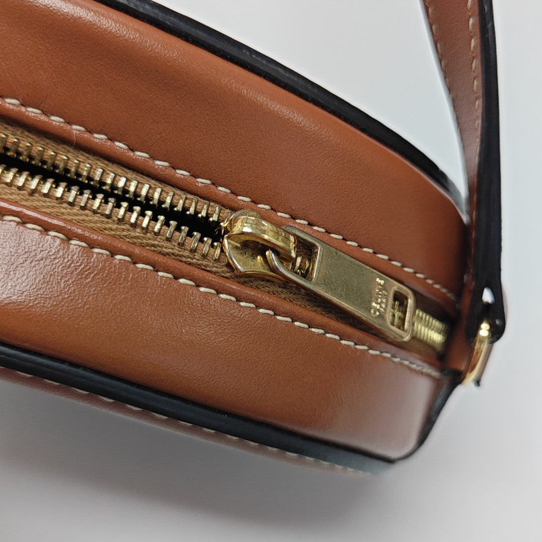 TRIOMPHE Small Calfskin Brown