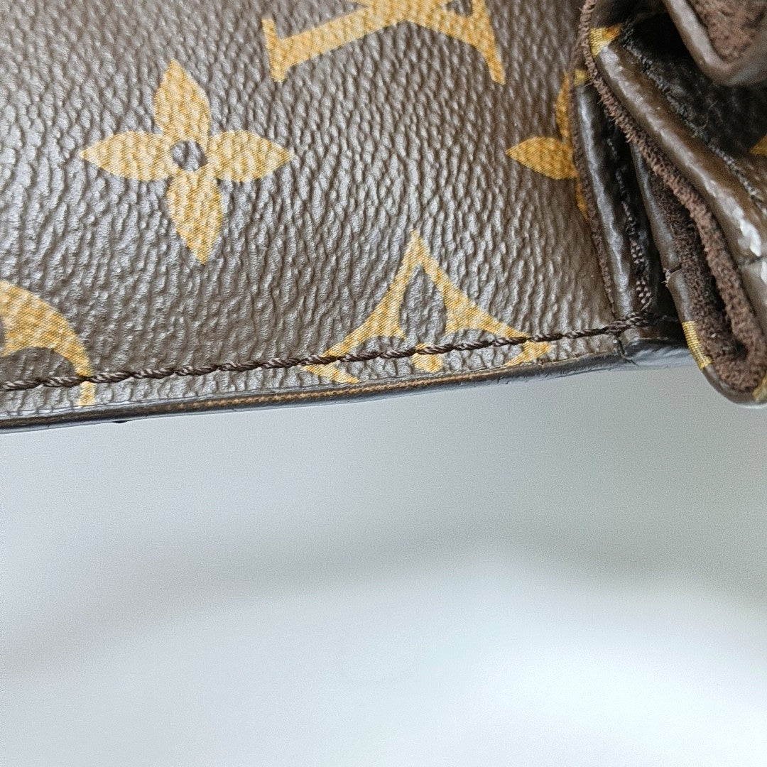 Authenticated pre-owned  MÉTIS MM Monogram Coated Canvas Brown - Shoulder Bag at Looply