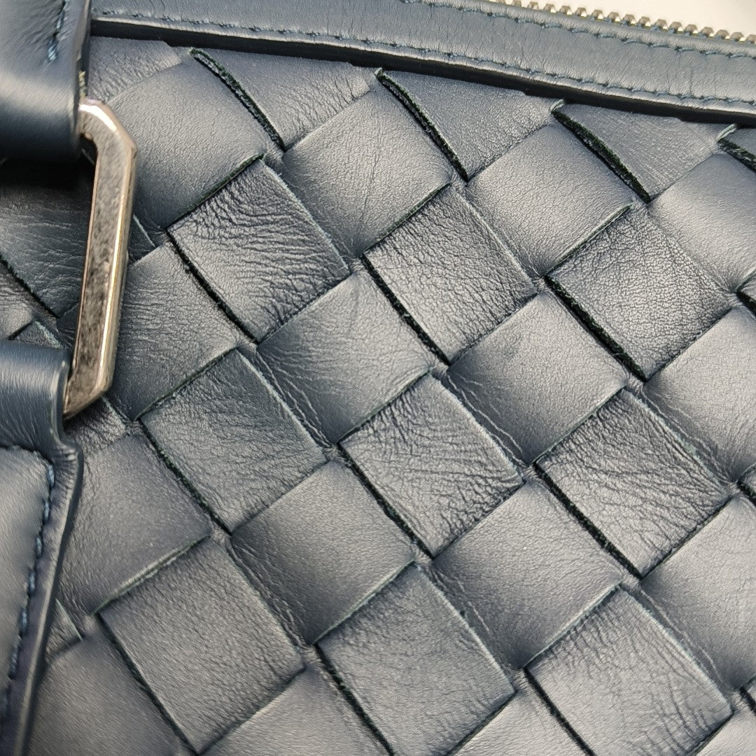 Intrecciato Calfskin Blue