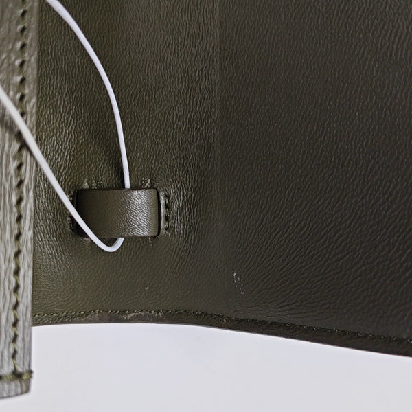CLASSIC BOX Small Calfskin Green