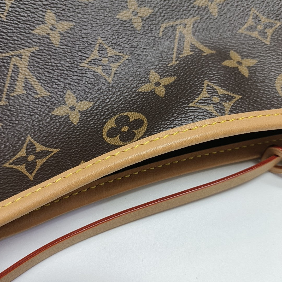 CARRYALL MM Monogram Coated Canvas Brown