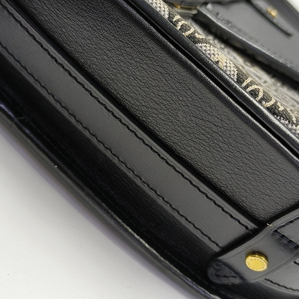 SAUMUR MM Calfskin Black