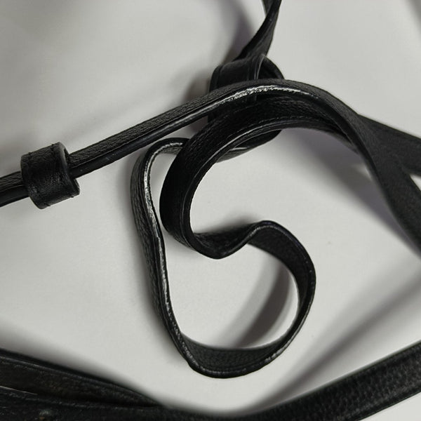 Mount Calfskin Black