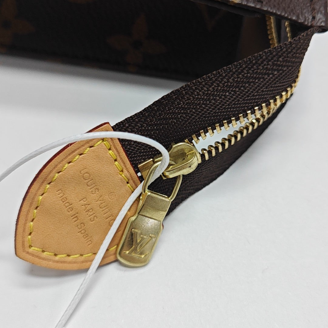 TOILET POCKET 26 Monogram Coated Canvas Brown