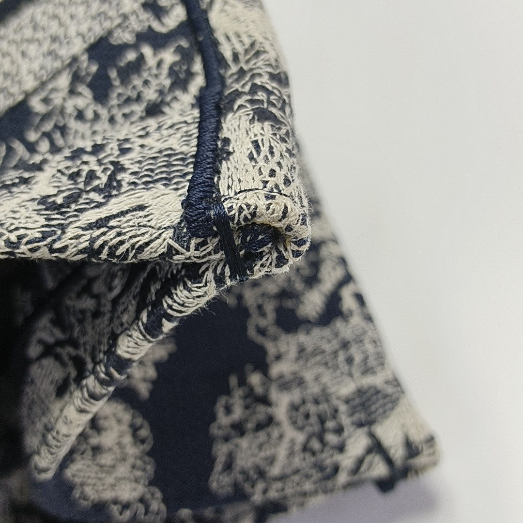 Book Tote Medium Canvas Blue