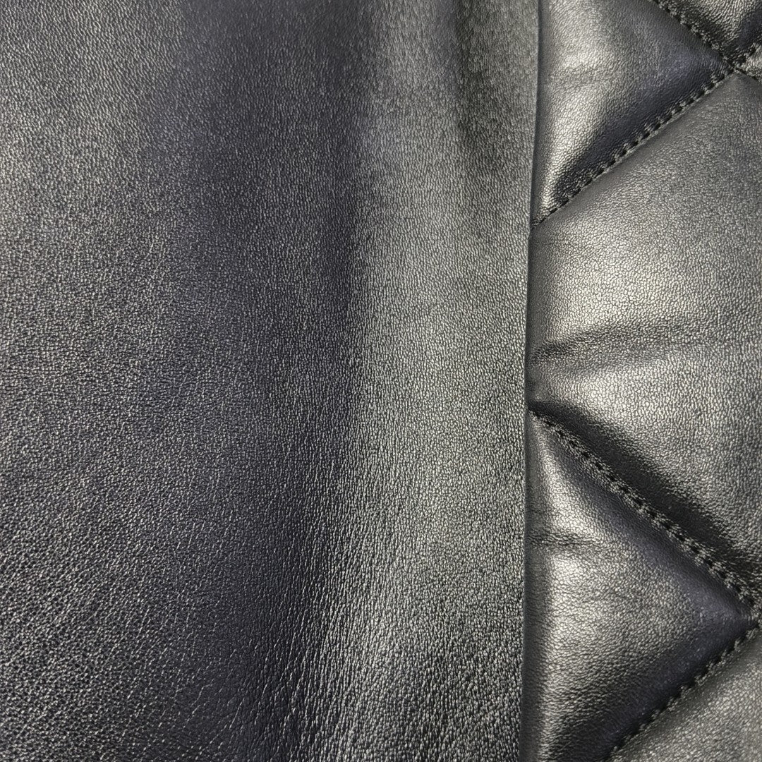 CHANEL 19 Small Quilted Lambskin Black