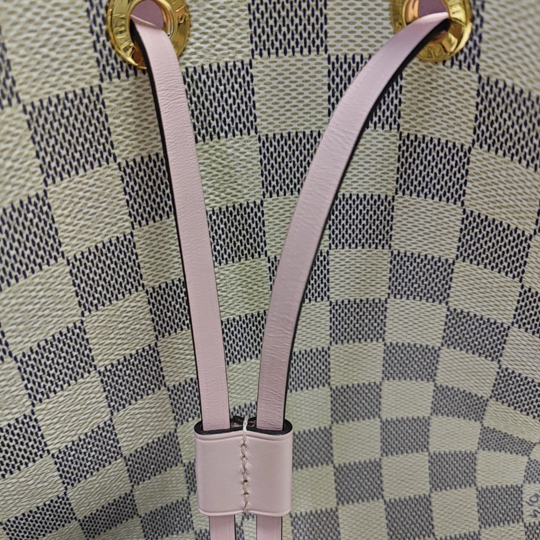 NÉONOÉ MM Damier Azur Coated Canvas White
