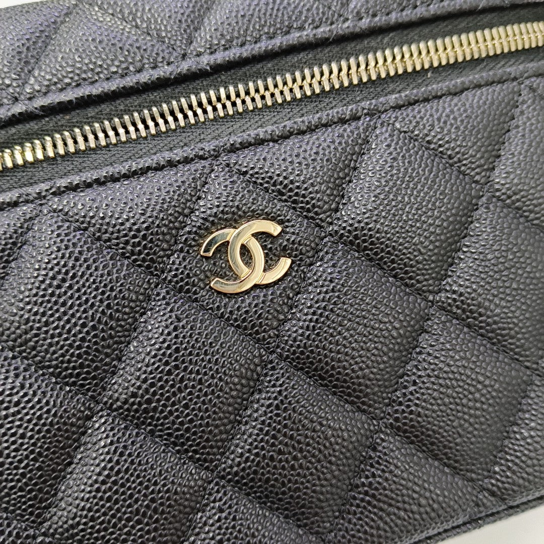 Quilted Grained Calfskin Shoulder Bag Black