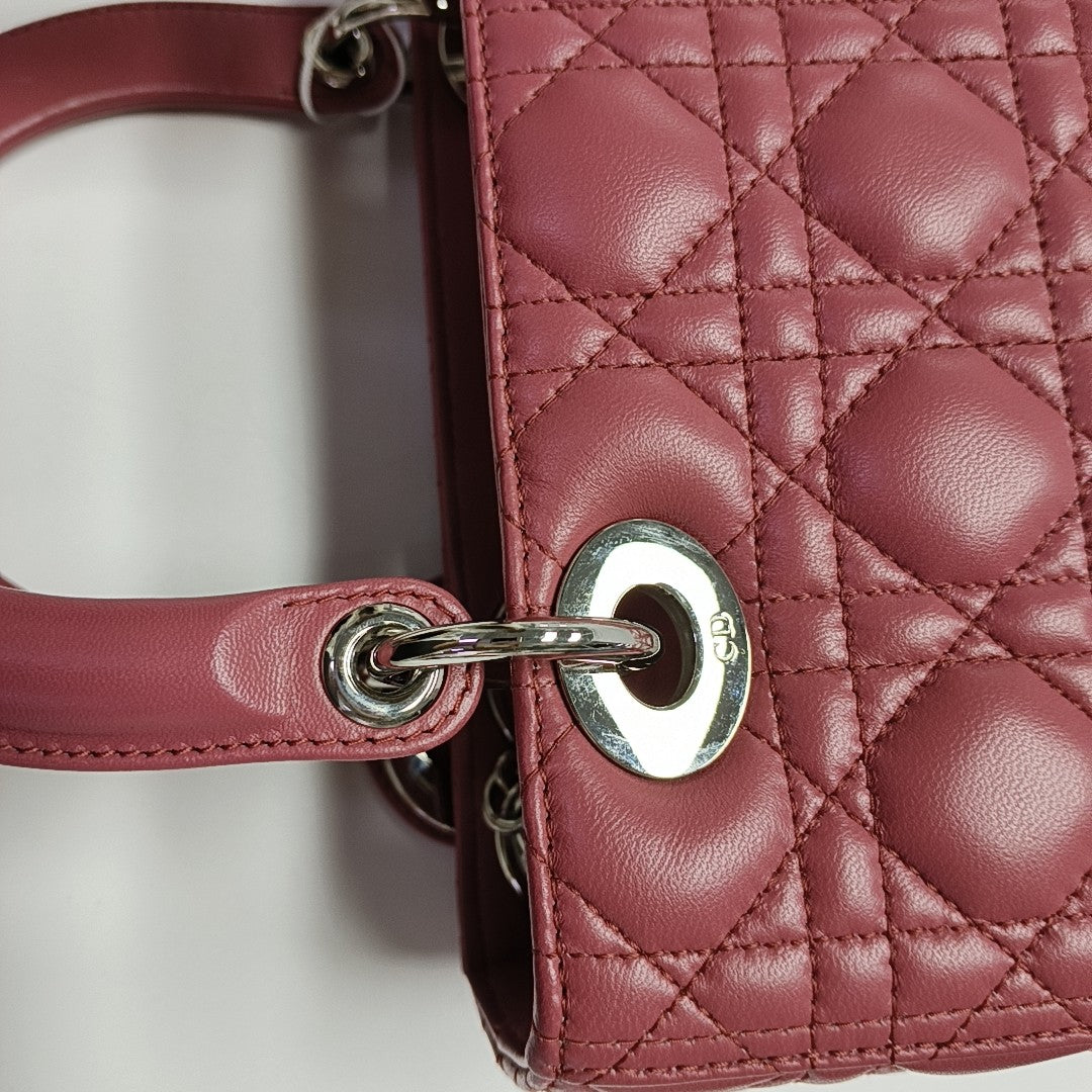 Lady Dior Medium Cannage Lambskin Red