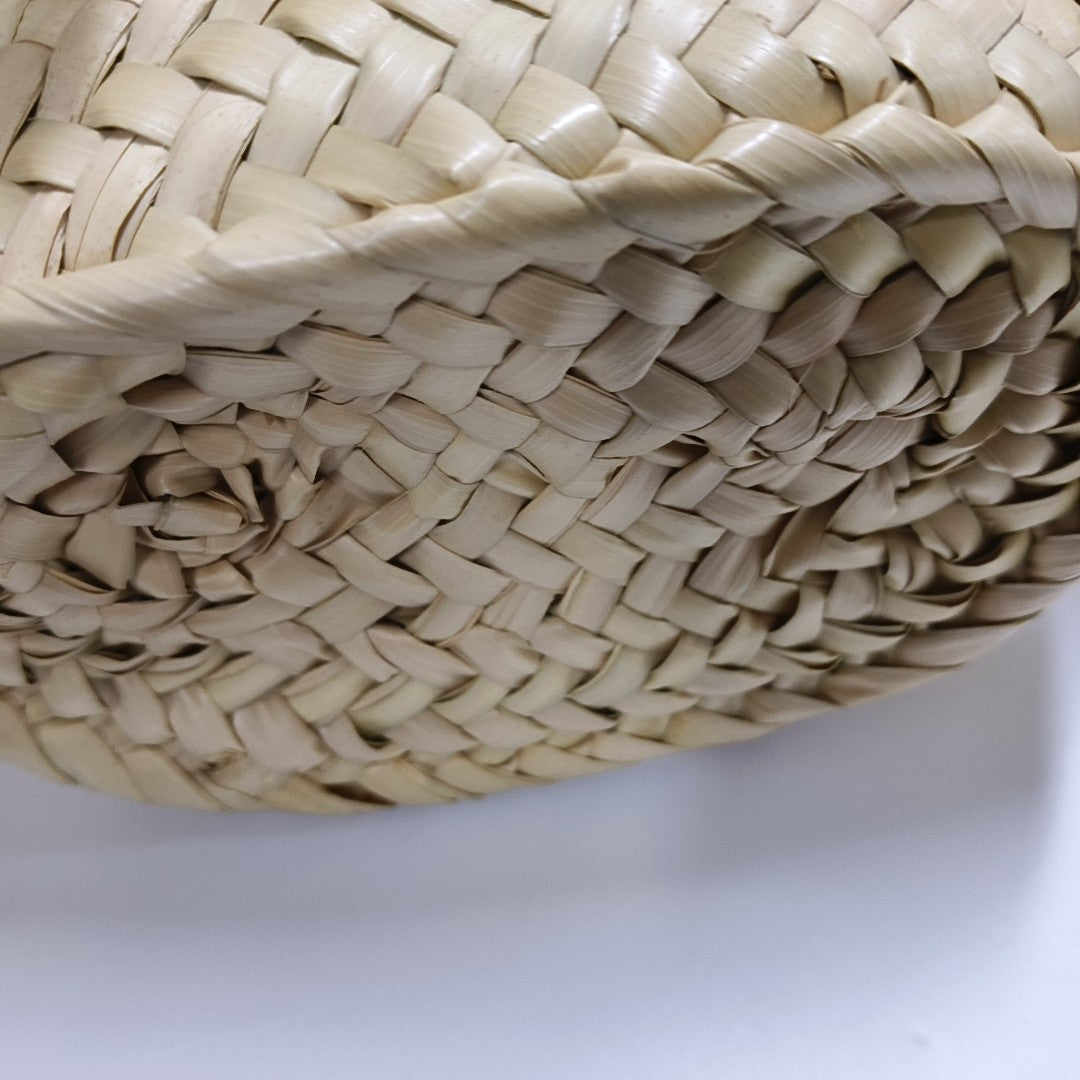 Straw Beige