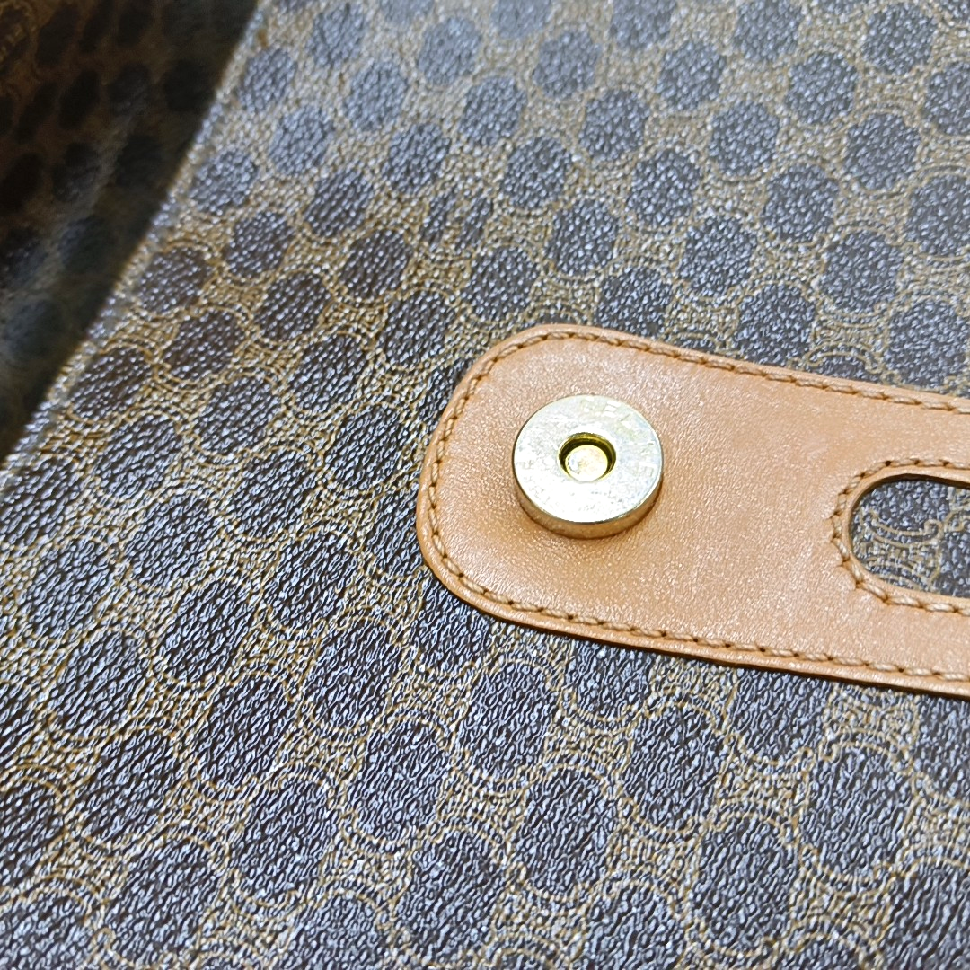 Coated Canvas Brown