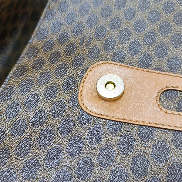 Coated Canvas Brown
