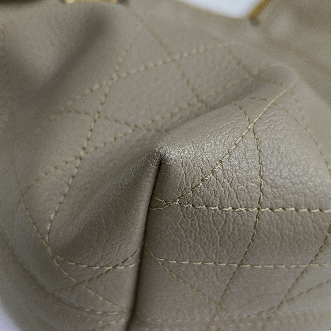 Cannage Calfskin Shoulder Bag Medium Beige