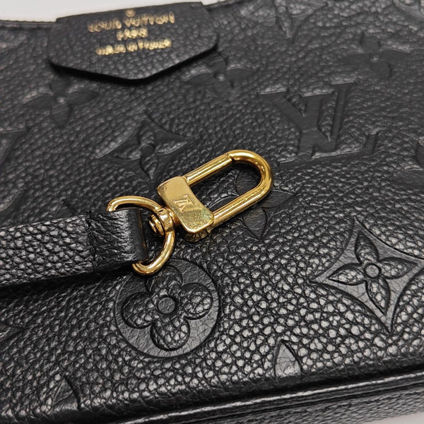EASY POUCH ON STRAP Monogram Calfskin Black