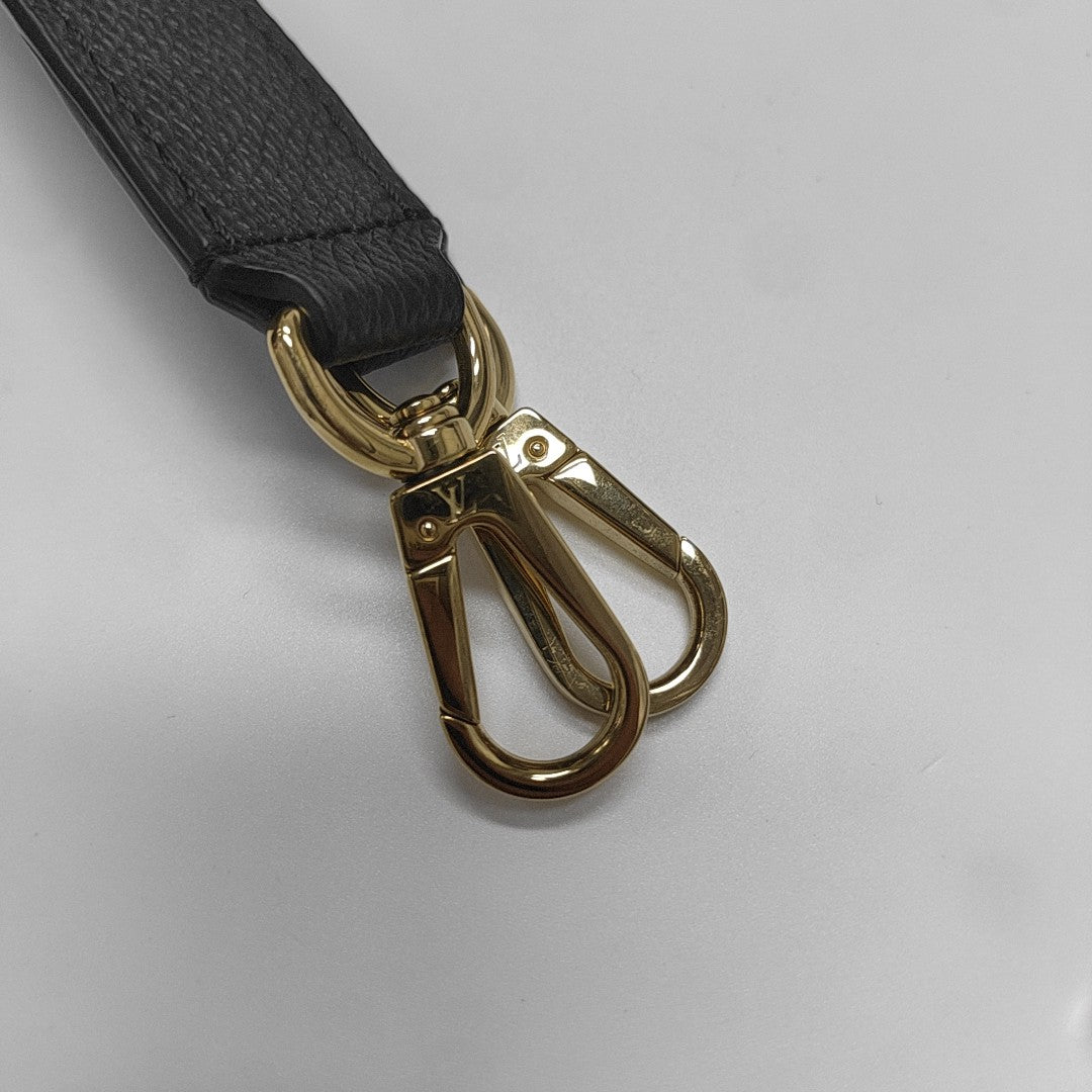 MADELEINE Monogram Calfskin Black