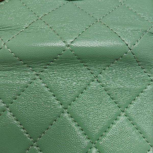 CHANEL 31 Quilted Lambskin Green Wallet
