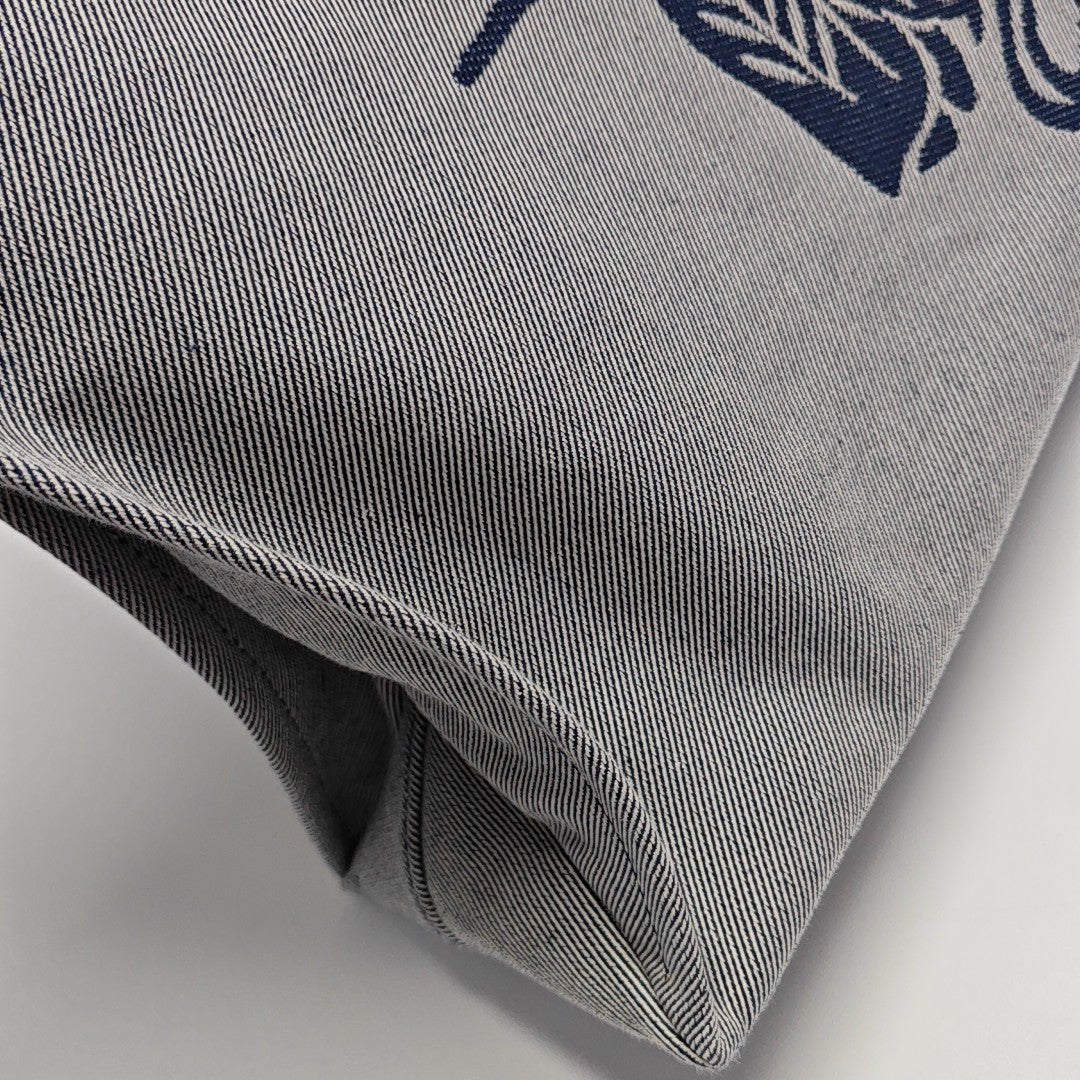 Fabric Medium Gray