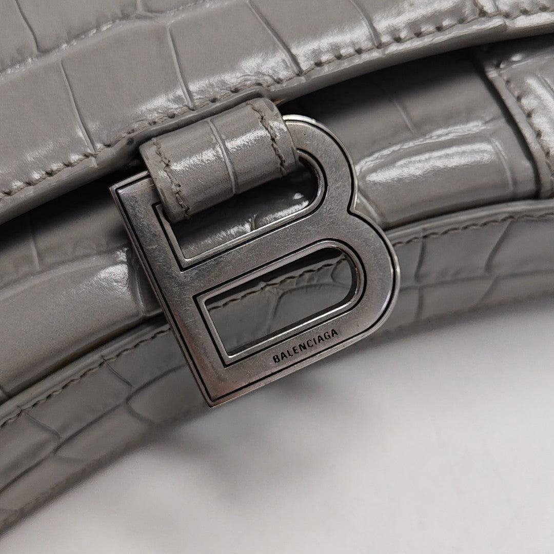 Hourglass Wallet On Chain Mini Calfskin Gray