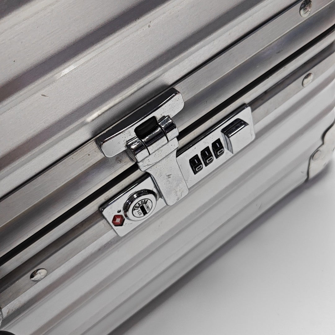 Special Material Luggage Silver