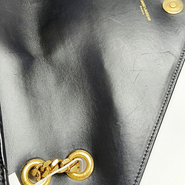 Authenticated pre-owned  ENVELOPE Large Chevron, Quilted Calfskin Black - Shoulder Bag at Looply