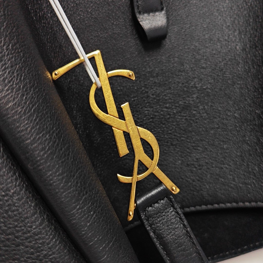 LE 5 À 7 Small Calfskin Black