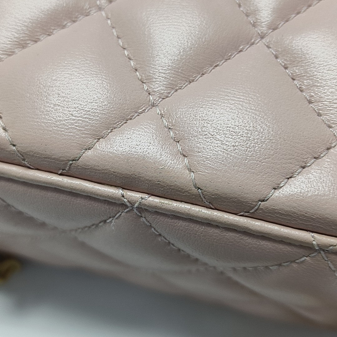 VANITY CASE Small Quilted Lambskin Pink
