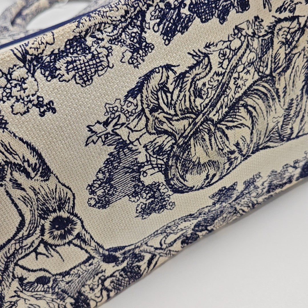 Book Tote Medium Canvas Blue
