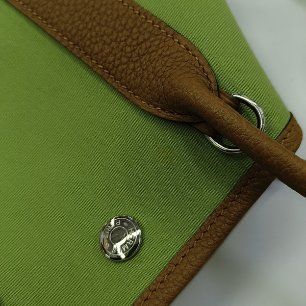 Garden Party 28 Canvas Green