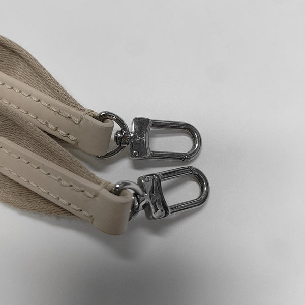 EASY POUCH ON STRAP Epi White