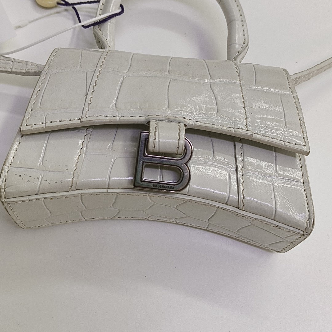 Hourglass Mini Calfskin White