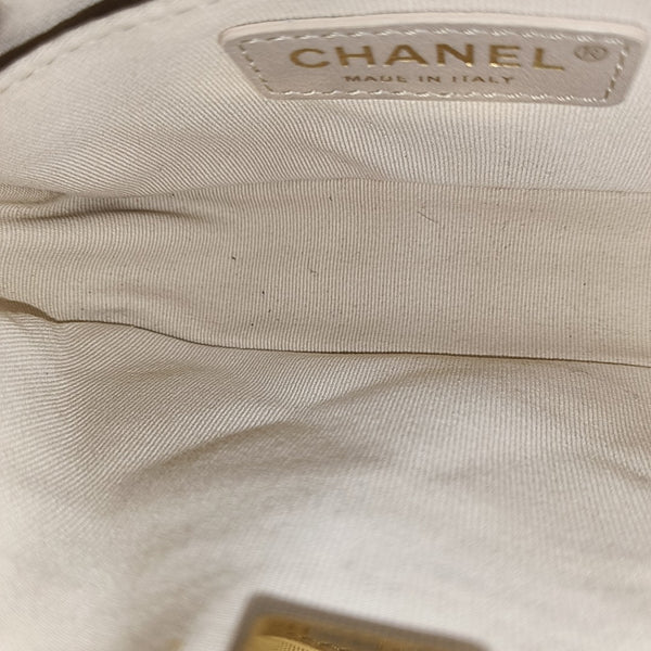 Quilted Grained Calfskin White