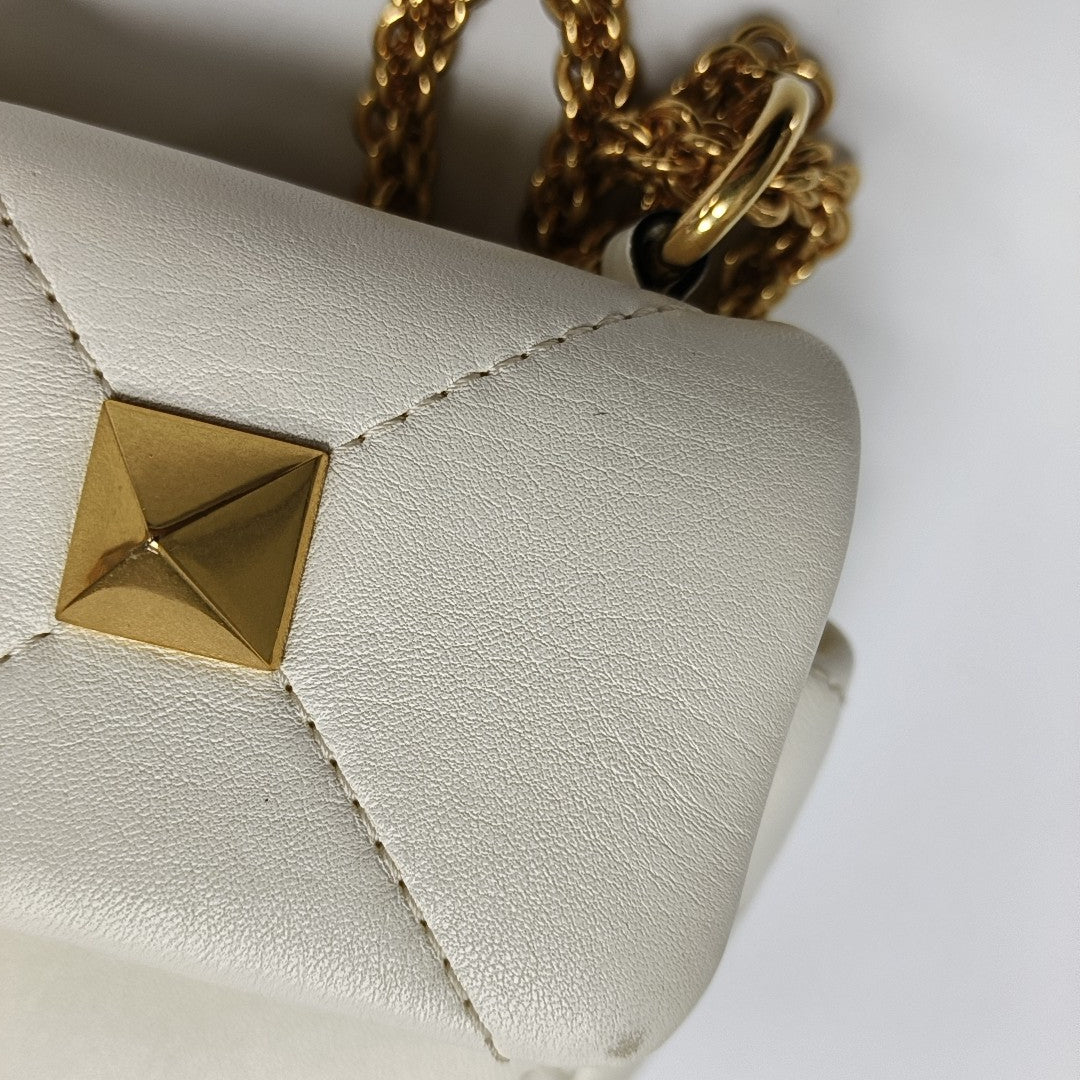 Roman Stud Small Quilted Lambskin White