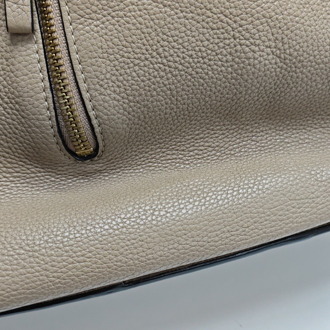 Hammock Small Calfskin Beige